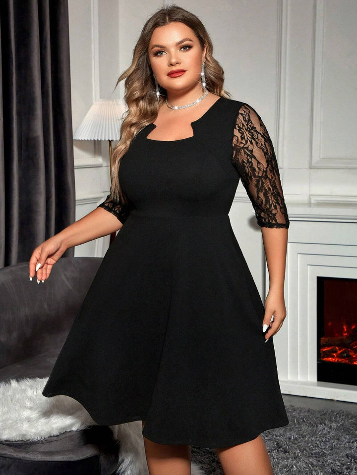 Vestido elegante de color sólido con inserciones de encaje, tallas cómodas.
