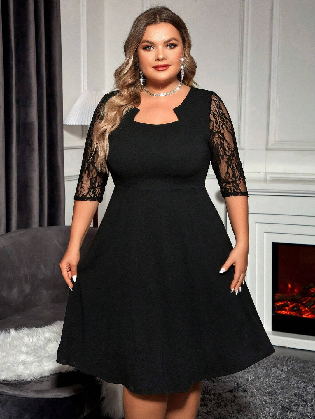 Vestido elegante de color sólido con inserciones de encaje, tallas cómodas.