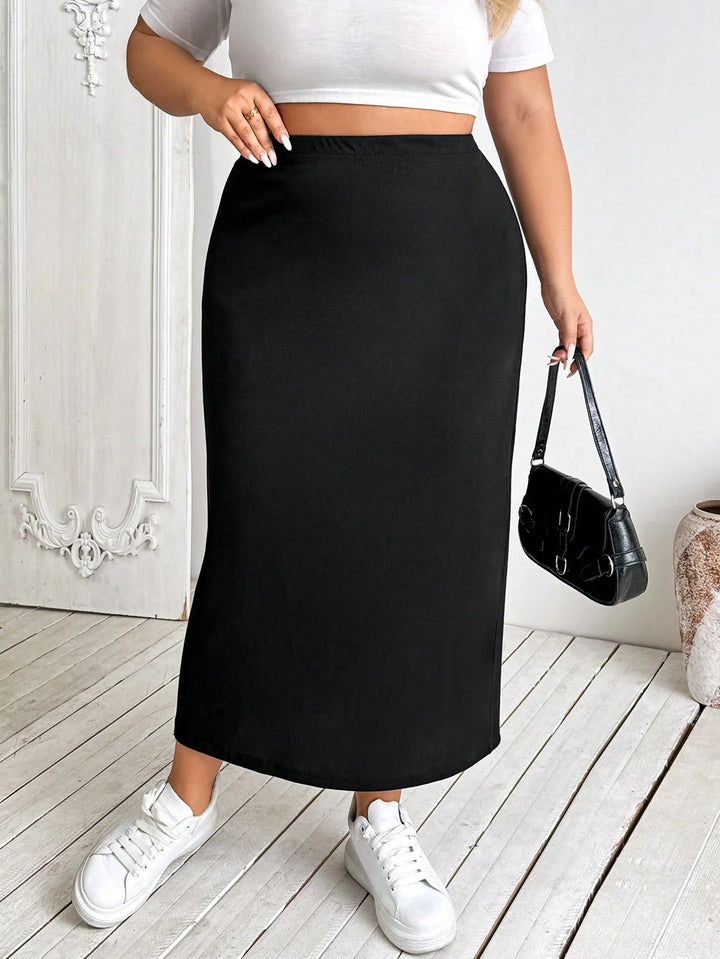 Falda lápiz midi elástica negra de talla grande para mujer