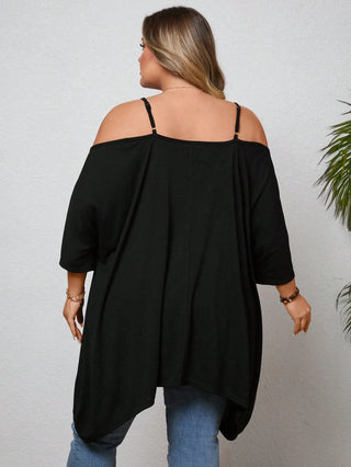 Camiseta Boho de vacaciones, tallas grandes, de encaje floral, corte en frío en los hombros, dobladillo asimétrico