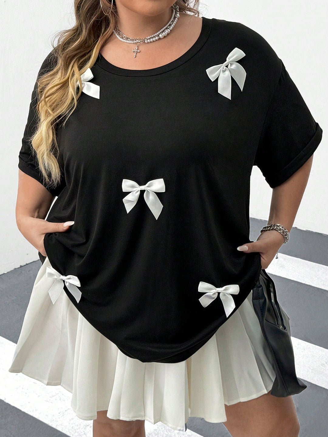 Camiseta negra con lazo oversize para mujer, adecuada para el verano