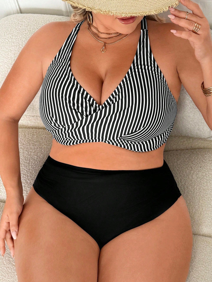 Bañador de dos piezas, tankini con diseño de rayas blancas y negras y cruce en la parte delantera, para mujer talla curvy, adecuado para vacaciones en la playa