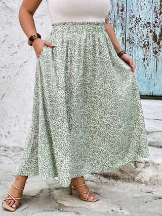 Vestido largo en vida alta con fantasía floral verde para tallas curvy, plus size