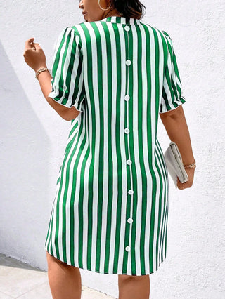 Vestido casual de verano a rayas con escote en V y mangas cortas, para tallas grandes mujer