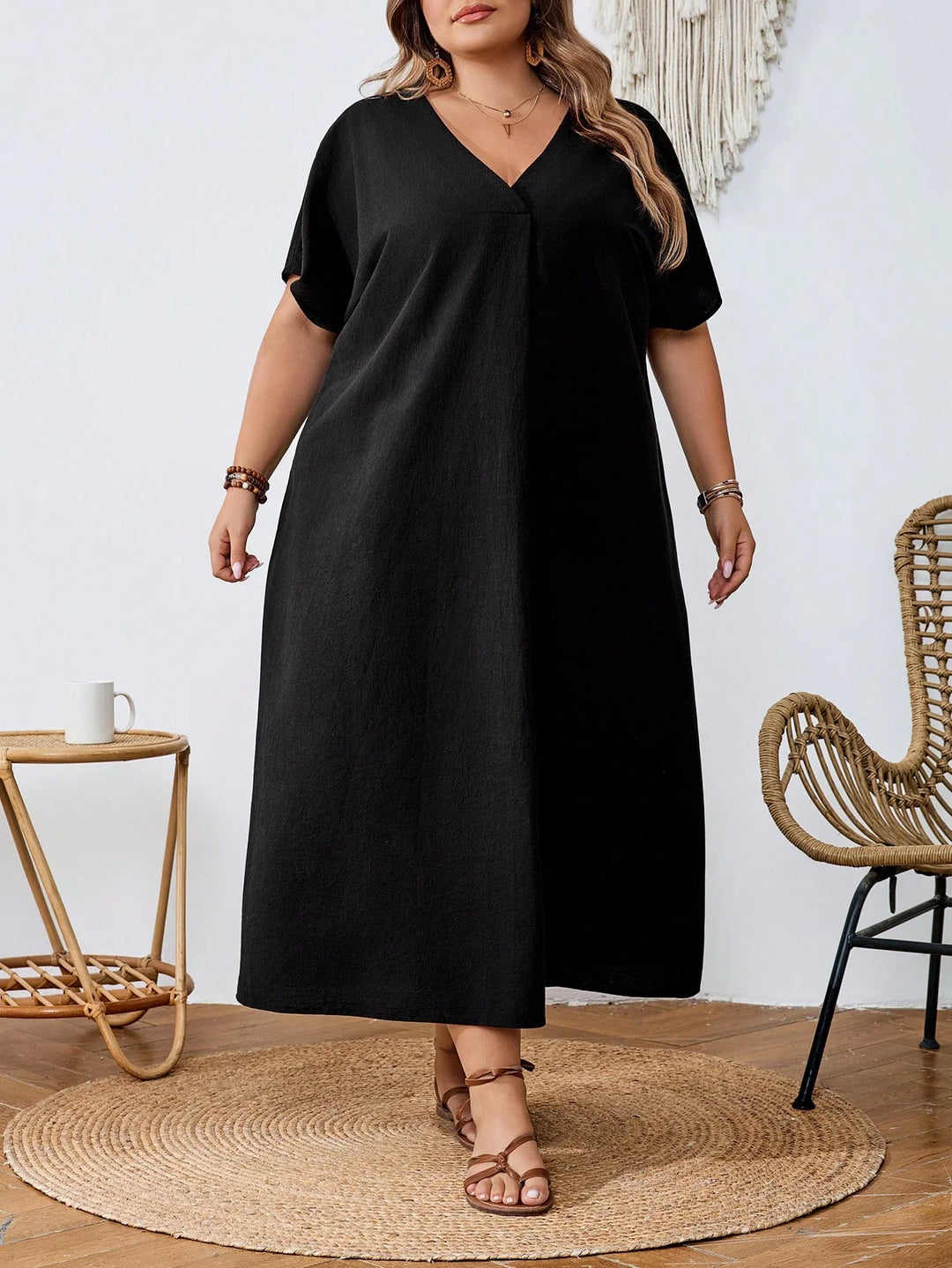 Vestido de verano casual en algodón negro, amplio, de manga corta y escote en V, estilo línea A, adecuado para mujer talla cómoda, para la playa, salidas, graduación, fiesta de té