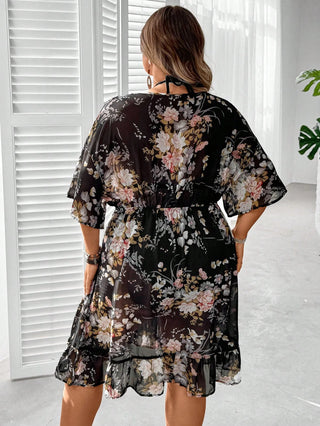 Vestido con estampado floral, con lazo delantero y volantes