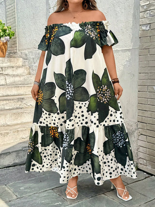 Vestido casual de vacaciones en tallas grandes con estampado floral y hombros descubiertos