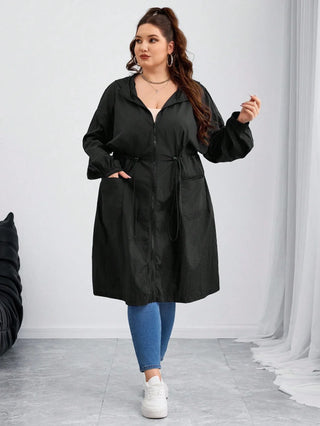 Abrigo largo de mujer tallas cómodas/curvy, negro con cintura fruncida, adecuado para la temporada de otoño/invierno