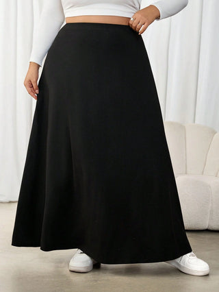 Vestido casual de media longitud a cintura alta para mujeres de tallas grandes, color negro