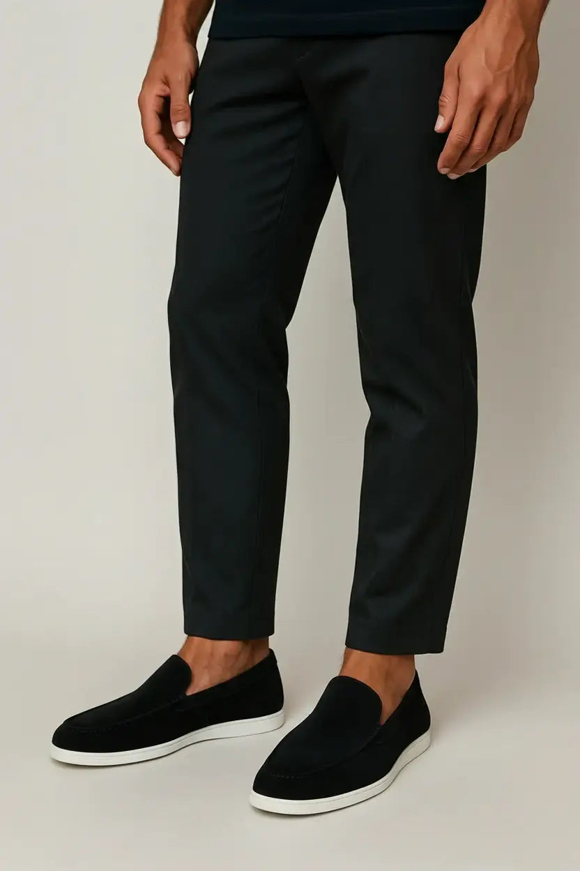 Elvoria | Zapatilla de Suede Premium