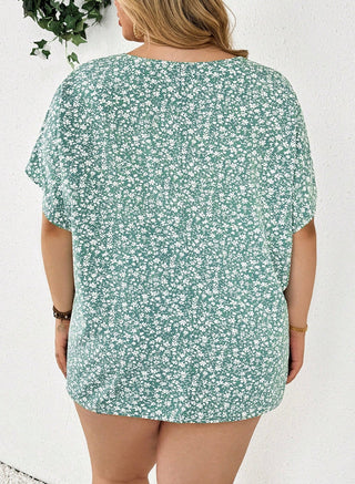 Camisa casual y amplia con decoración de concha para tallas cómodas