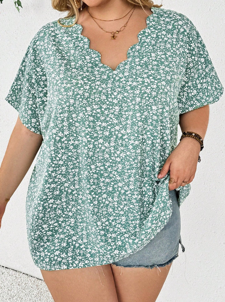 Camisa casual y amplia con decoración de concha para tallas cómodas