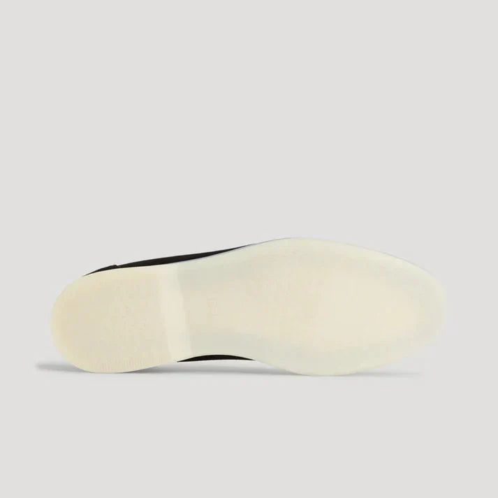 Elvoria | Zapatilla de Suede Premium